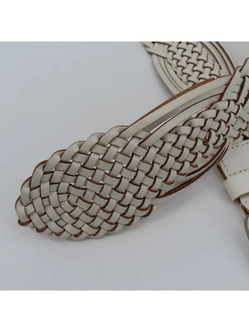 Womens Medium White Woven Belt Bonded Leather PU Coated Western Boho Weave Med